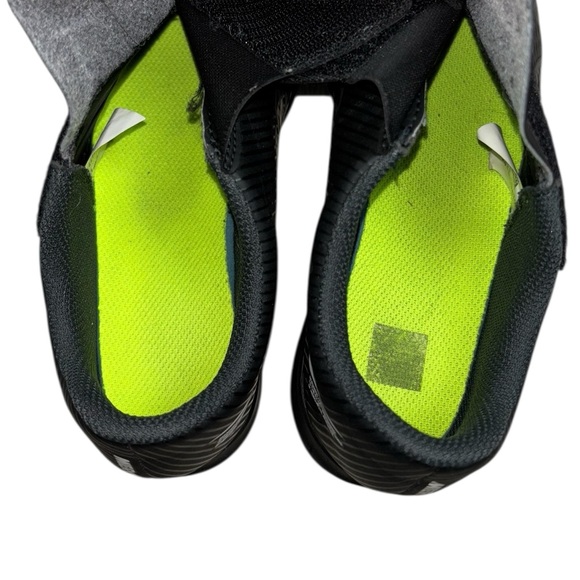 Nike Mercurial Indoor Soccer Cleats 13.5 Little Boy - Picture 9 of 14